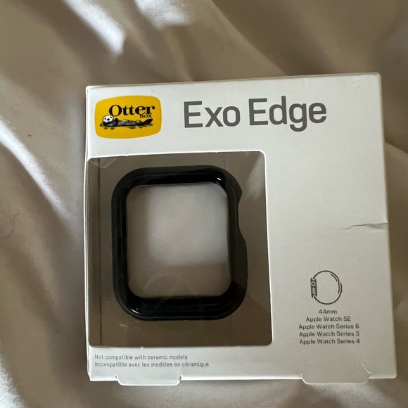 Otter box Apple Watch case. New in unopened box. - Picture 1 of 1